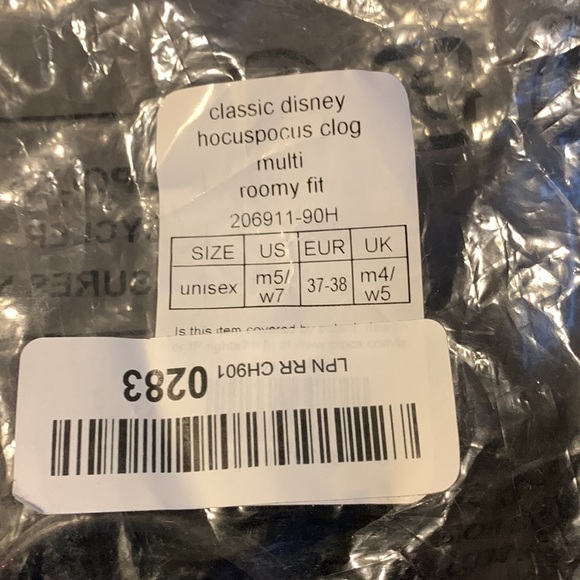 CROCS Classic Disney Hocus Pocus Clog - Picture 13 of 13
